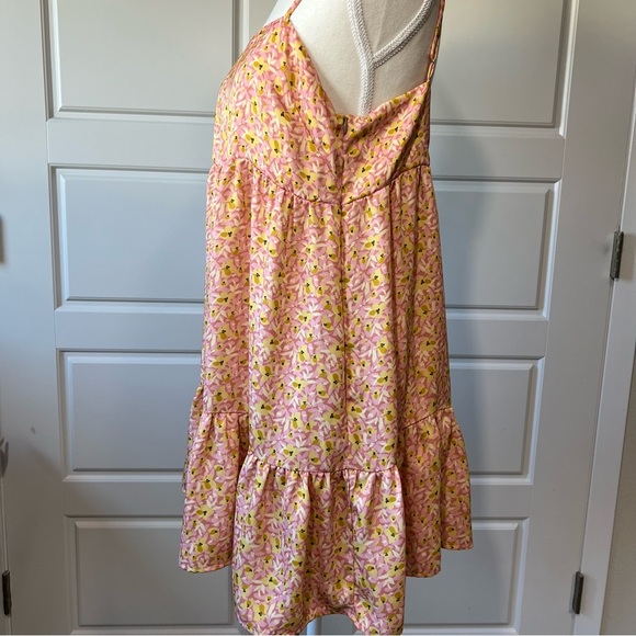 Resa Floral Print Sundress Tiered Ruffle Hem Sleeveless Casual Dress Size Medium - Picture 2 of 9
